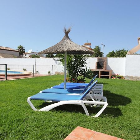 Villa Rocio Conil โกนิล เด ลาฟรอนเตรา ภายนอก รูปภาพ