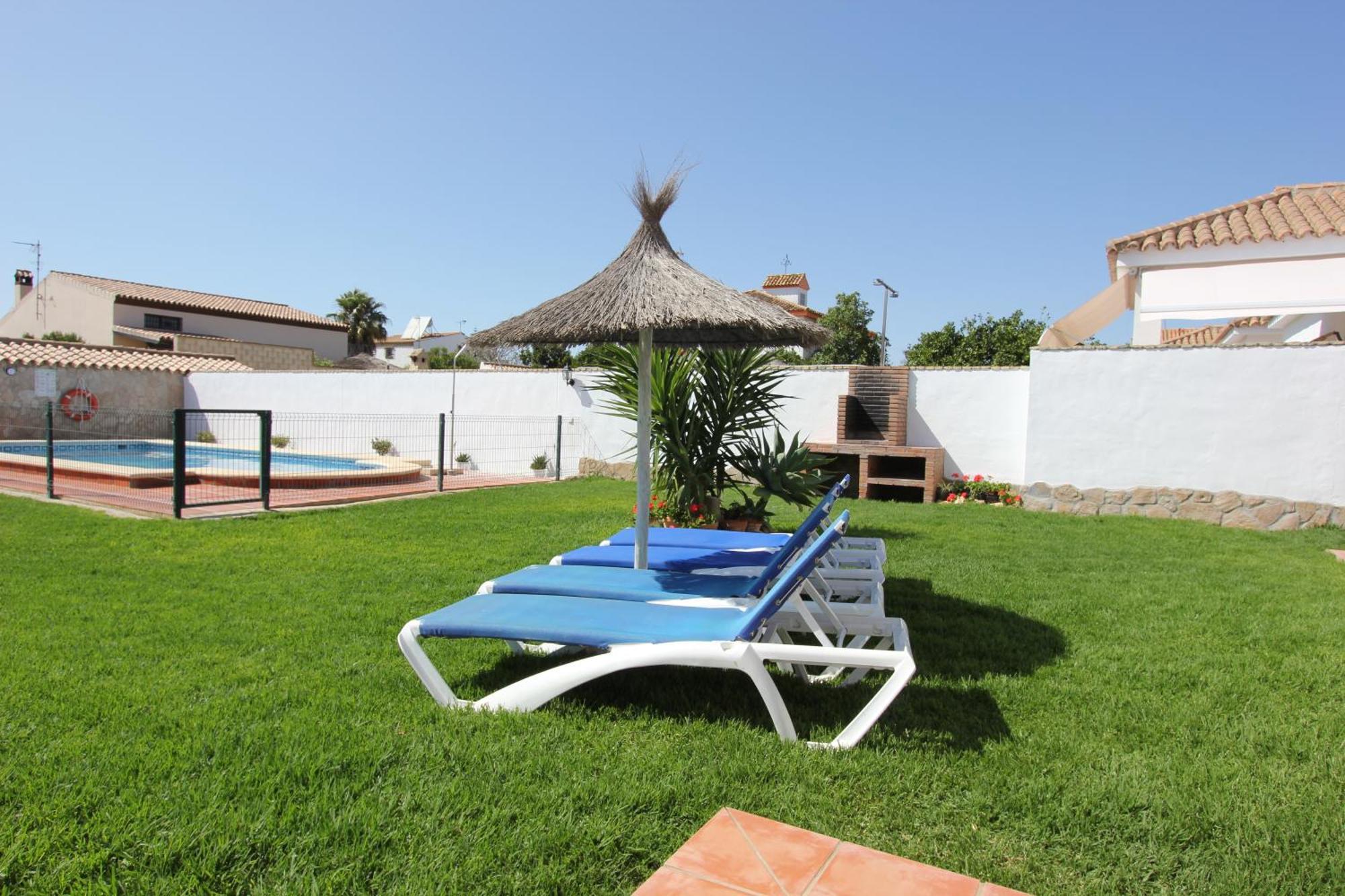 Villa Rocio Conil โกนิล เด ลาฟรอนเตรา ภายนอก รูปภาพ